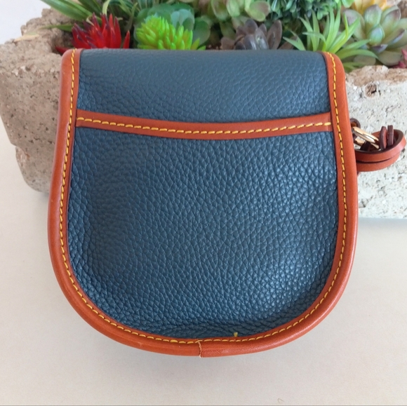 Dooney & Bourke All Weather Leather 2, Duck Bag In Jeans - Picture 6 of 16